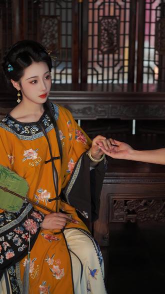 给二妈请安海报