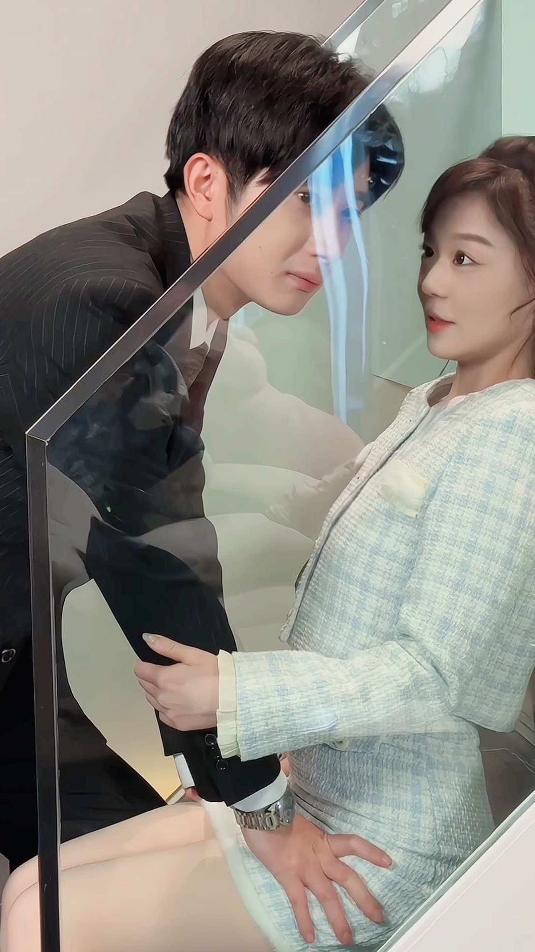 闪婚当天，我怀上了豪门继承人海报