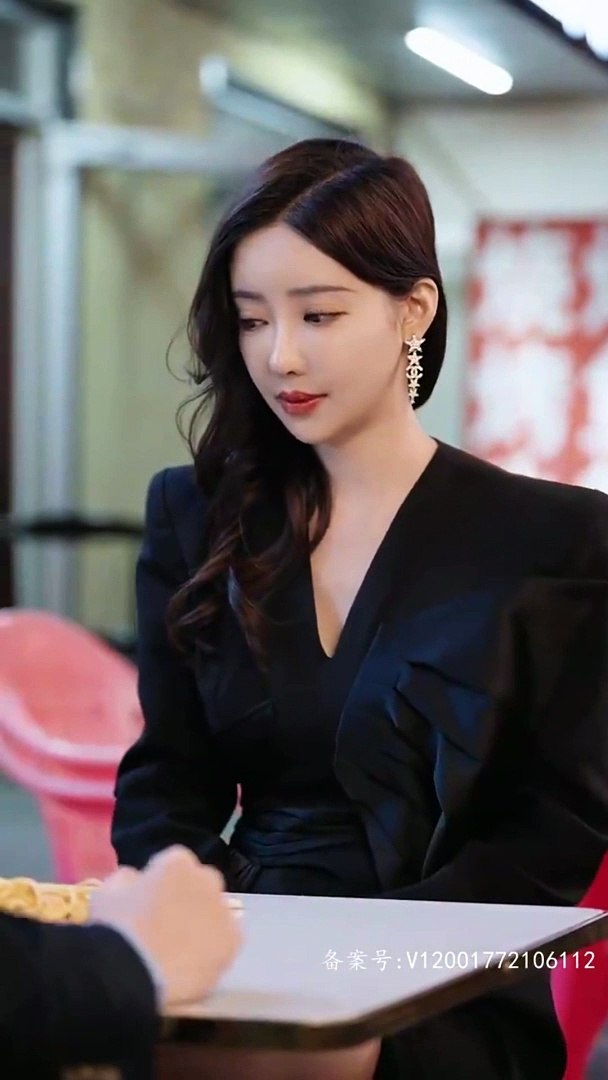 颜值就是正义吗海报