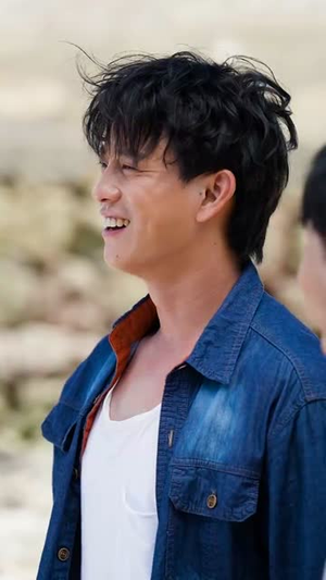 开局金铲铲系统助我娶村花海报